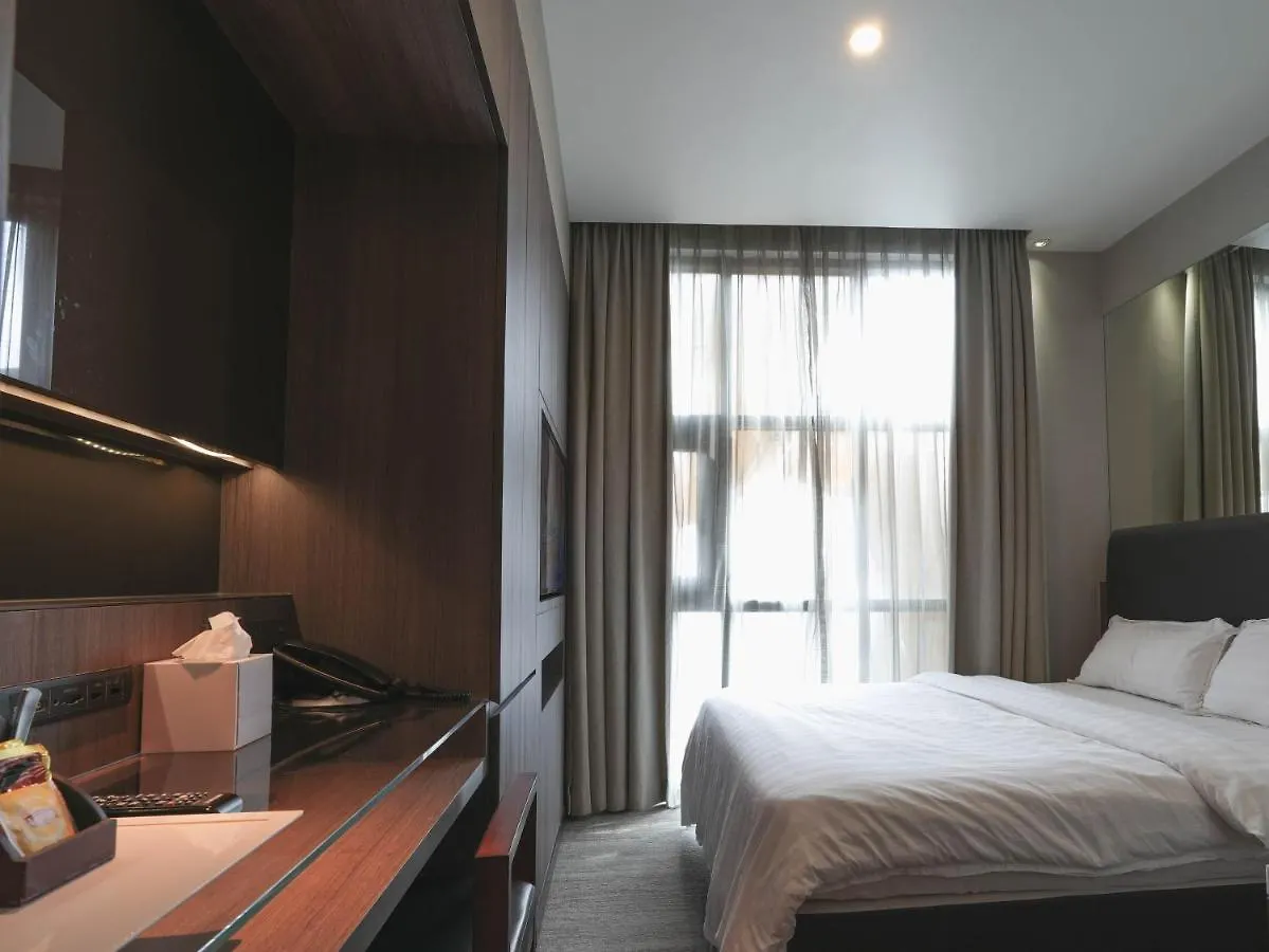 סינגפור Amrise Hotel Kitchener, Check In 9Pm, Check Out 8Am 3*,